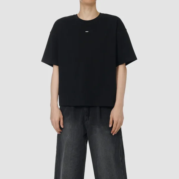 ONECE Cropped Short Sleeves Black Tee